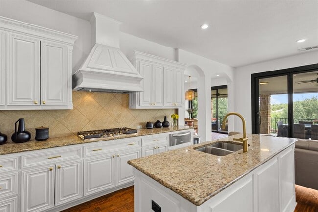 Building Photo - 15412 Swiss Alps Ct