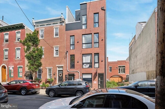 Building Photo - 871 N 20th St