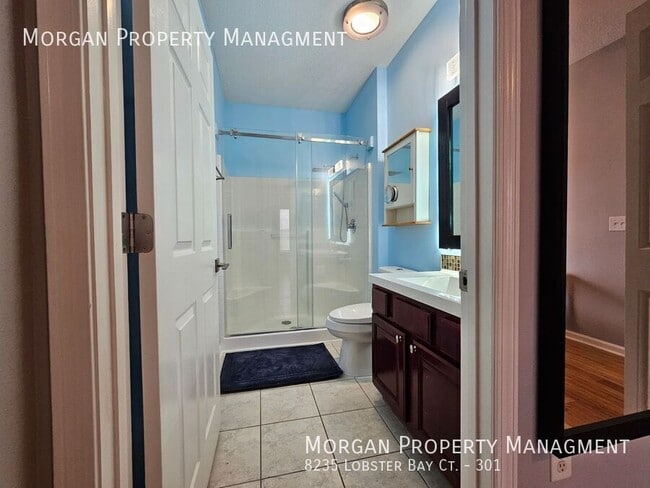 Building Photo - 8235 Lobster Bay Ct