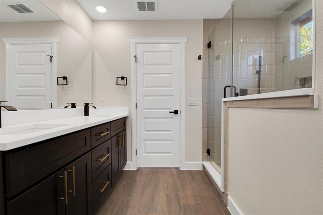 Building Photo - 104 Kipapa Ct