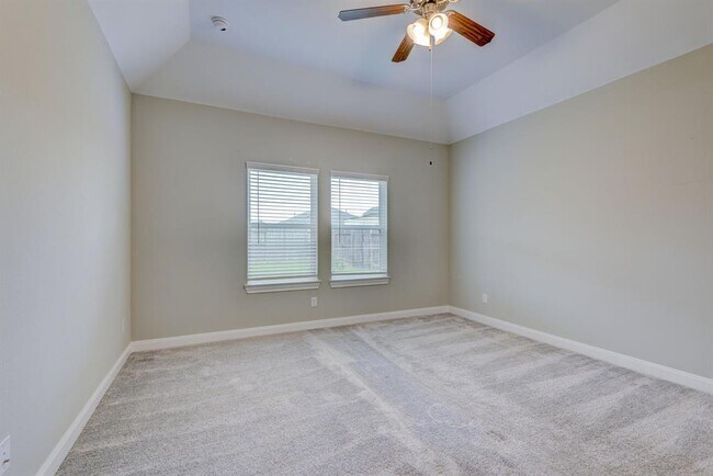 Building Photo - 2008 Glenwick Manor Ln