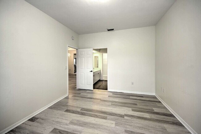 Building Photo - 8658 Patty Berg Ct