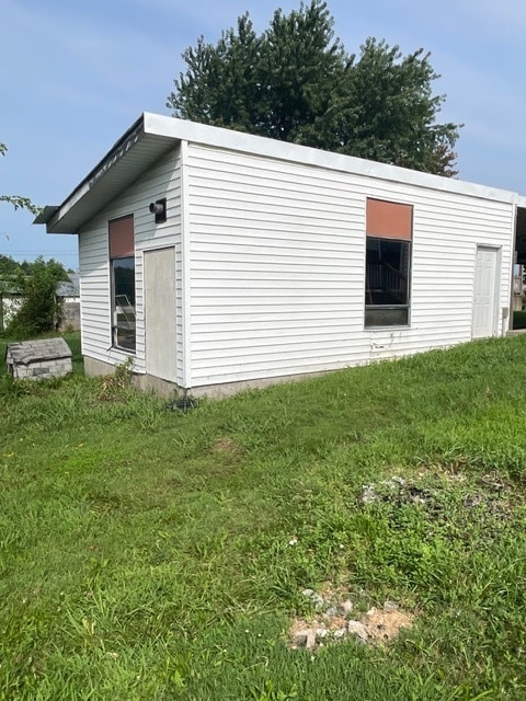 Building Photo - 308 Apple Ave