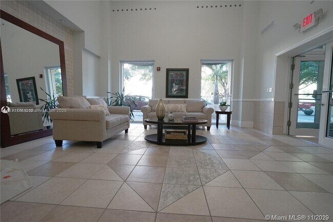 Building Photo - 50 Menores Ave