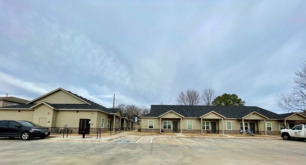 Jordan Living Apartments 2100 N Leverett Ave Fayetteville AR 72703