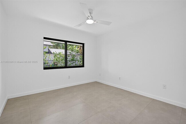 Building Photo - 7865 SW 183rd Terrace