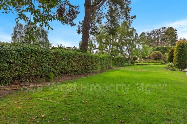 Building Photo - 6907 Quail Pl