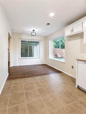 Building Photo - 7618 Thistle Ln