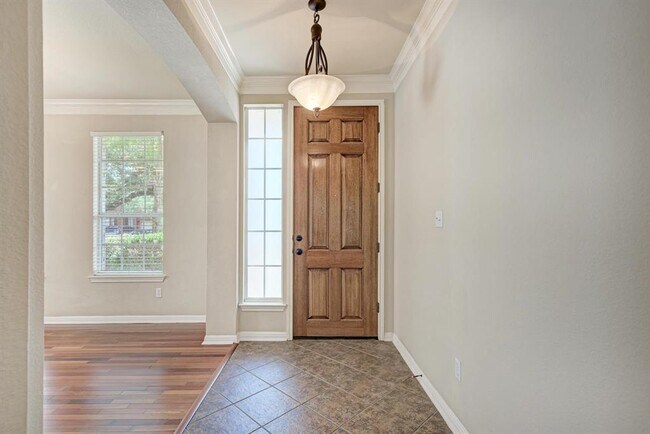 Building Photo - 11128 Sandstone Trail