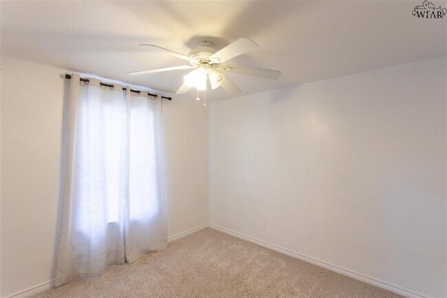 Building Photo - 6051 Laci Ln