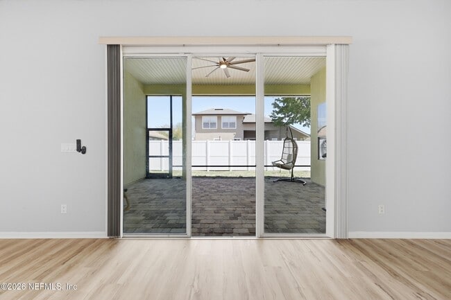 Building Photo - 14447 Cherry Lake Dr W