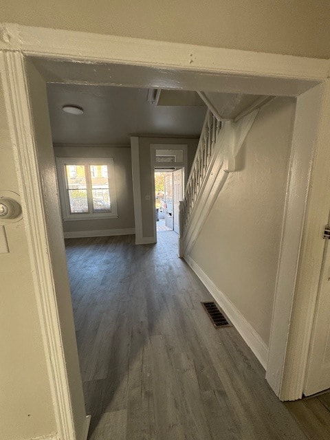 Building Photo - 918 E 17th St