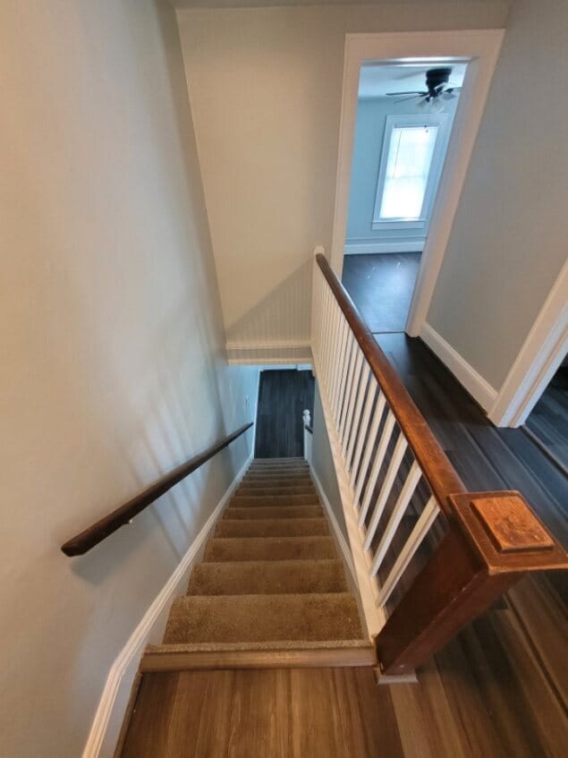 Building Photo - 121 W Main St