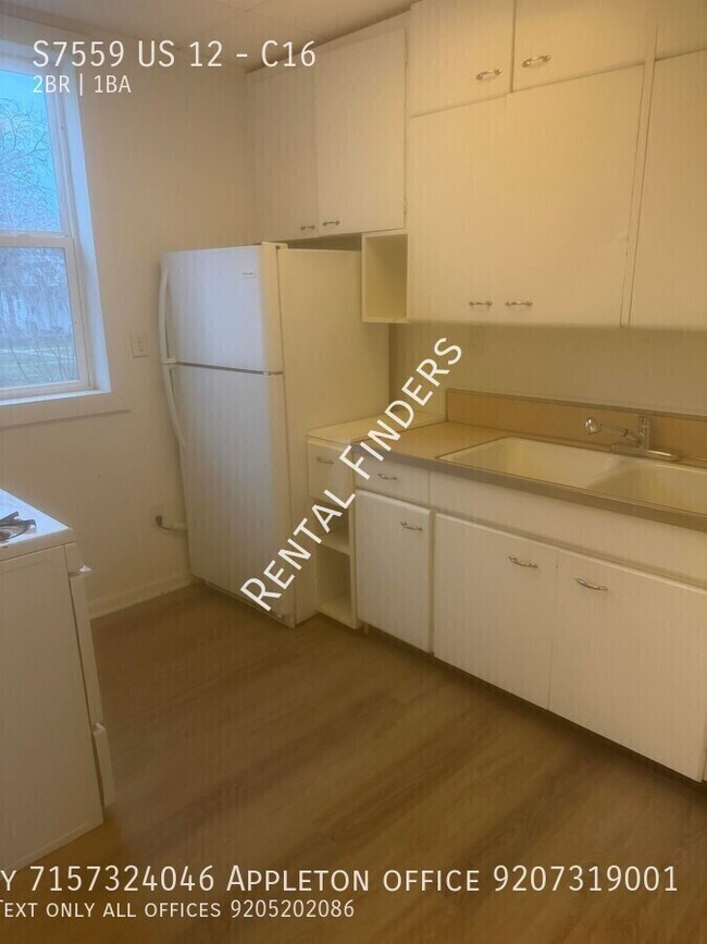 Building Photo - S7559 US-12