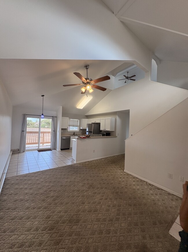 Building Photo - 40 Halili Ln