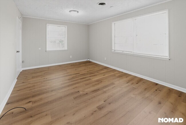 Building Photo - 3217 Cotton St