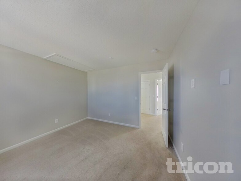 Building Photo - 7145 Streator Ct