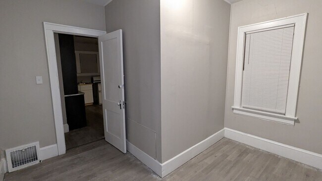 Building Photo - Atlas Investment Group, LLC (569 Allyn St ...