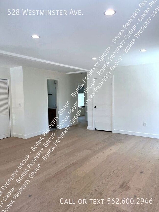 Building Photo - 528 Westminster Ave