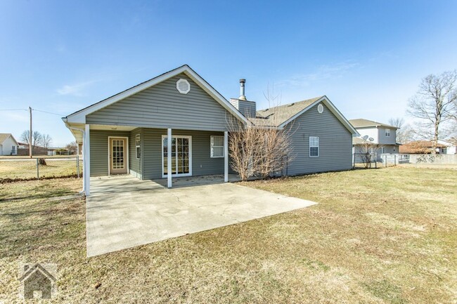Building Photo - 105 Shara Dr