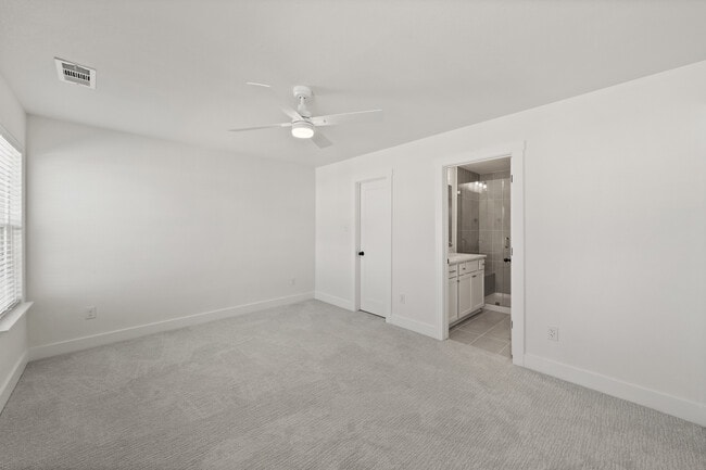 Building Photo - 516 Mercado St