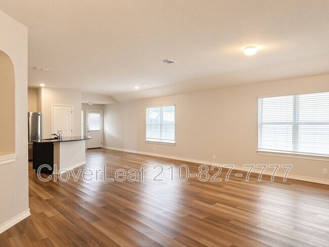 Building Photo - 8936 Taylor Grv