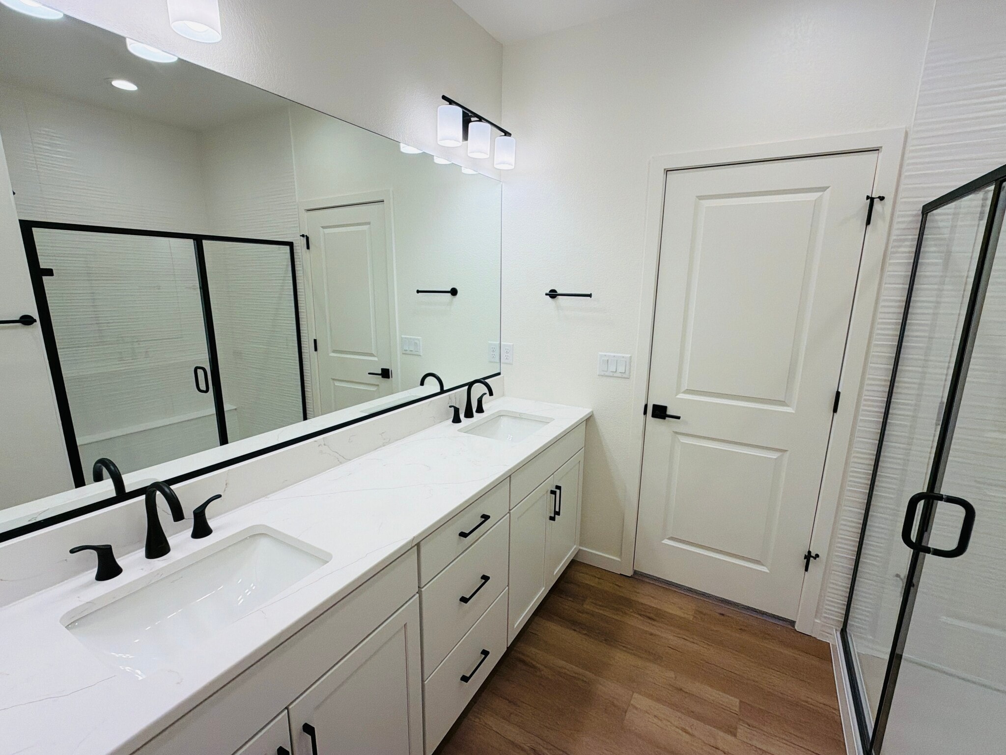 Building Photo - 7180 Clove Hitch Hts