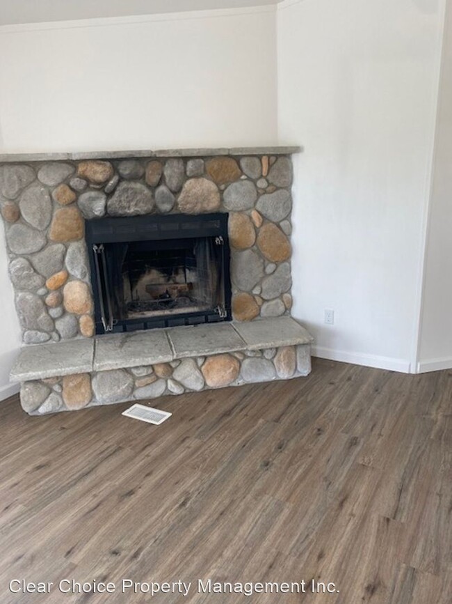 Building Photo - 4 br, 2 bath House - 3790 Blue Ridge Rd