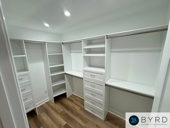 Building Photo - 112 Monath Rd