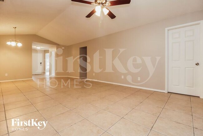 Building Photo - 1463 Eldra Dr