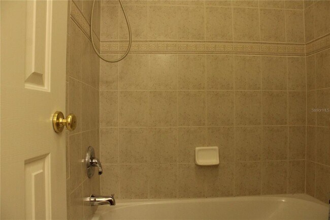 Building Photo - 3429 Parkridge Cir