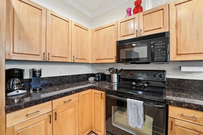 Building Photo - Furnished 2-Bed, 2-Bath Condo in Gainey Ranch
