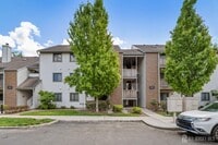 Building Photo - 307 Ravens Crest Dr