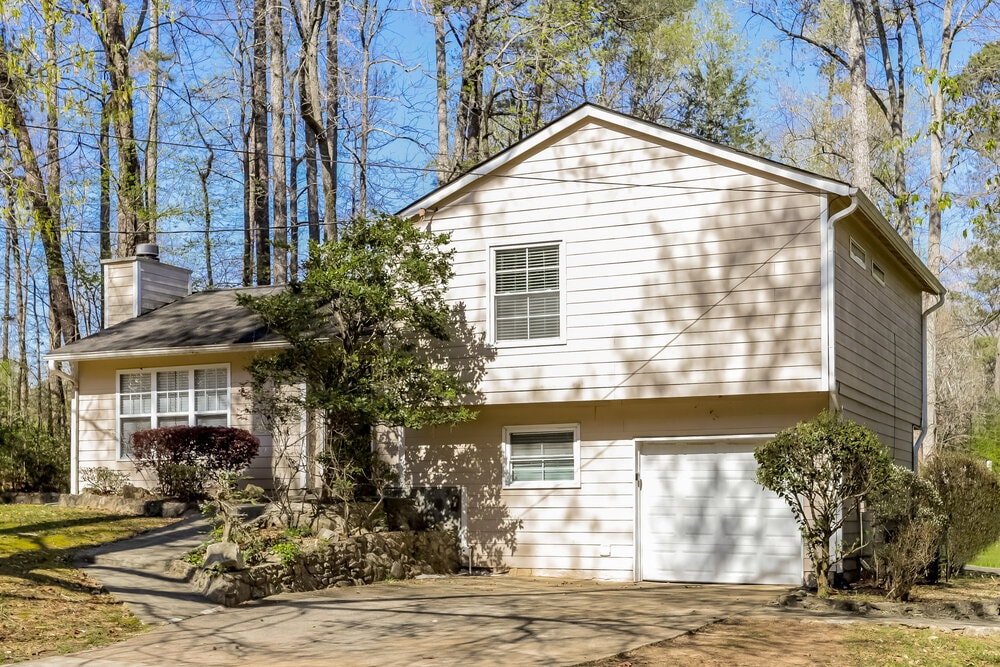 Building Photo - 6761 Timbers E Dr