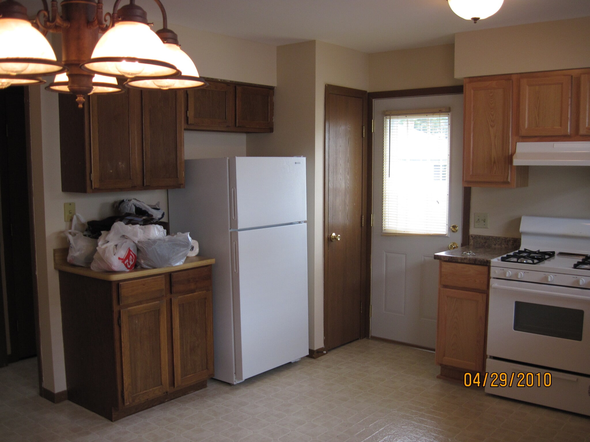 Building Photo - 123 Marcella St