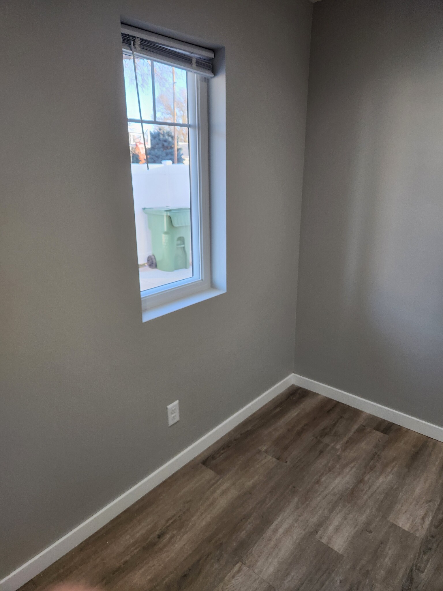 Building Photo - 1816 D Avenue