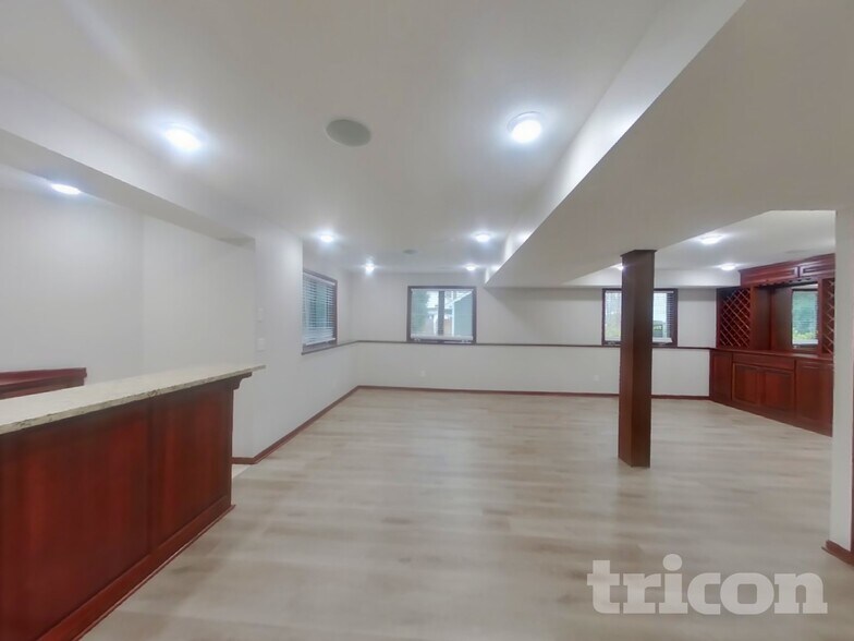 Building Photo - 12320 43rd Ave N