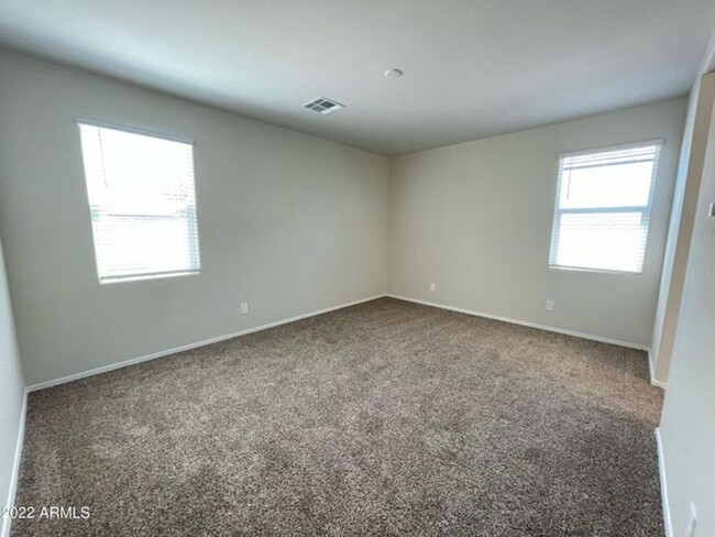 Building Photo - Brand NEW 3 Bed/2Bath never in Crestfield ...