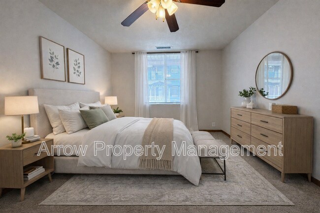 Building Photo - 2501 N Street-204