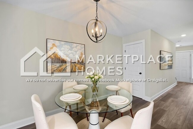 Building Photo - 2219 Perrins Ln