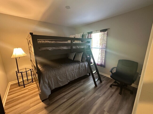 Building Photo - Short Term Rental- Seasonal - NE Cape Coral HOME