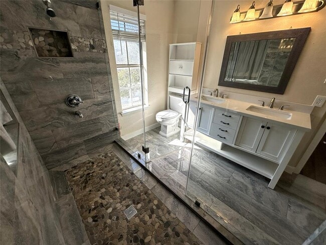 Building Photo - 13259 Kerrville Folkway