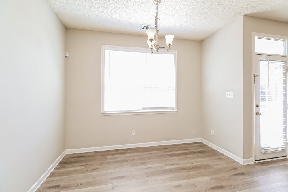 Building Photo - 5811 Briggs Dr