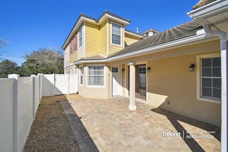 Building Photo - 531 Hedgewood Dr