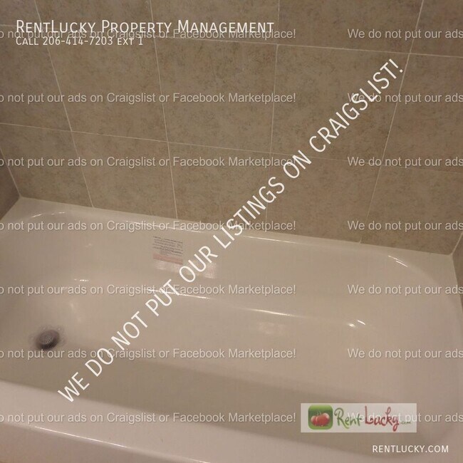 Building Photo - 1700 S 220th St