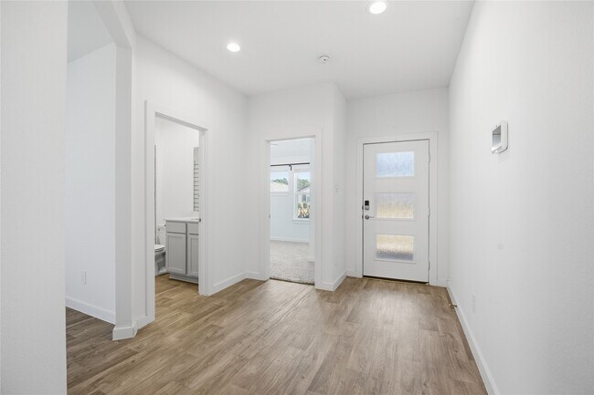 Building Photo - 14251 Big Bnd Dr