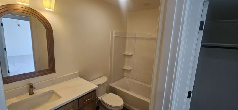 Building Photo - 5013 W Sassy Ave