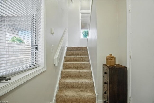 Building Photo - 2301 Beach Castle Ln