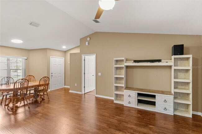 Building Photo - 10163 SW 188th Cir