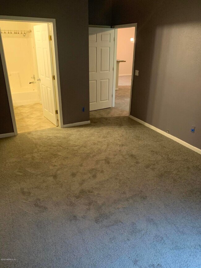 Building Photo - 3600 LENIN PEAK Ct